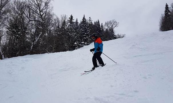 Ski alpin et planche à neige